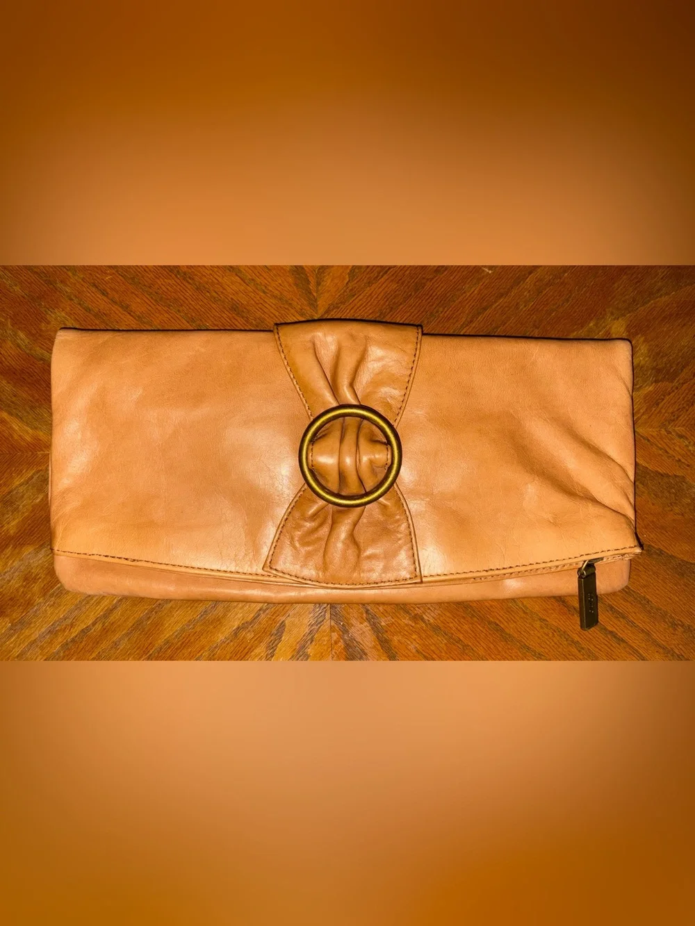 HOBO International Tan Leather Foldover Bow O-Ring Clutch Vintage